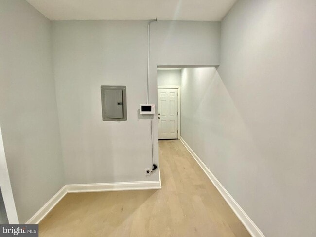 Foto del edificio - 1247 Snyder Ave