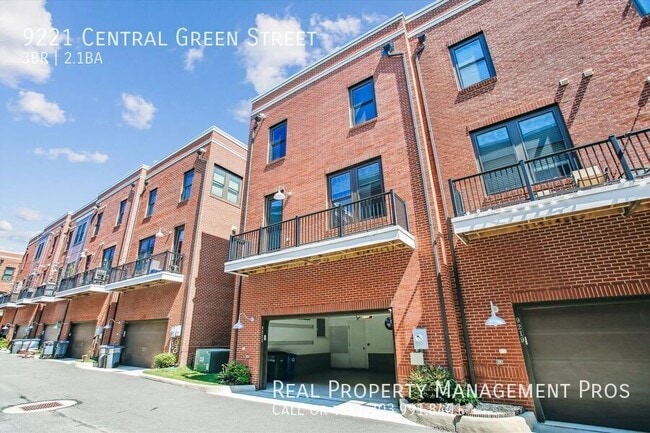 Photo - 9221 Central Green St Townhome