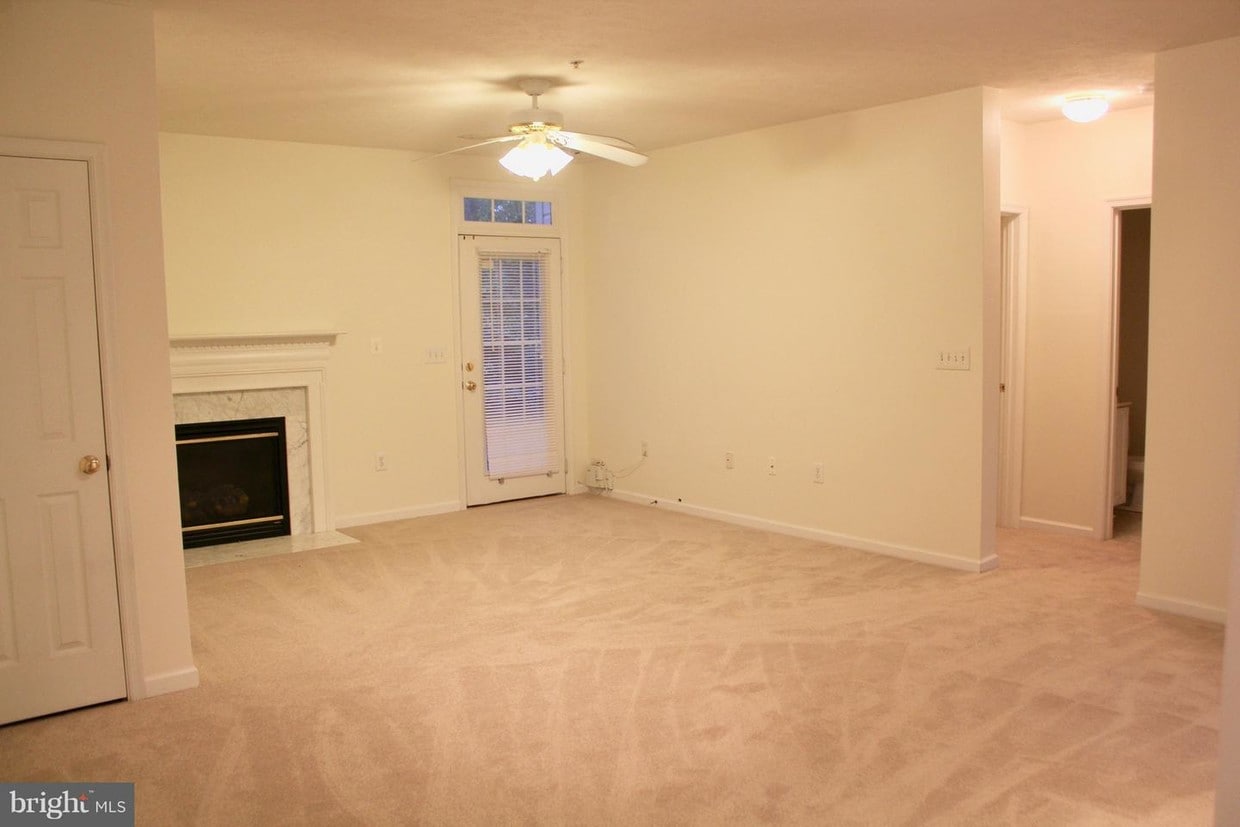 141 Heather Stone Way Unit 67, Glen Burnie, MD 21061 Condo for Rent