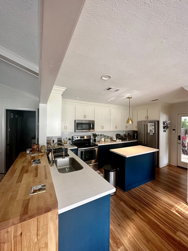 Building Photo - 517 Hunters Creek Cir