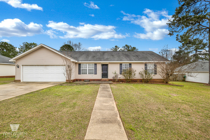 Foto principal - 15511 Brookstone Dr