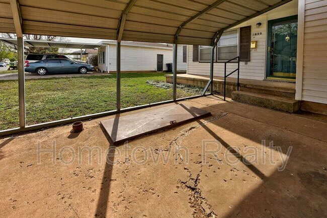 Foto del edificio - 3844 SW 37th St