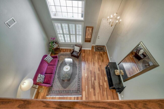 Foto del edificio - 2860 Hemlock Ave