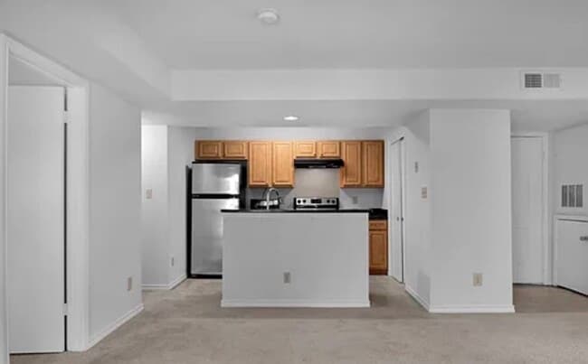 Building Photo - 12154 Penderview Ter