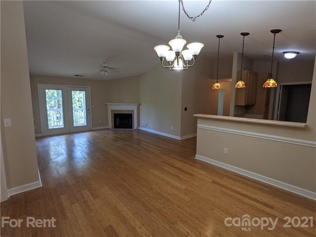 Building Photo - 10632 Hill Point Ct