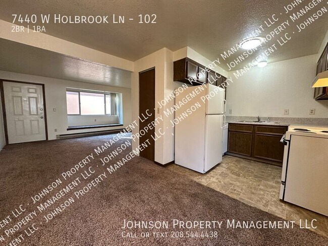 Foto del edificio - 7440 W Holbrook Ln