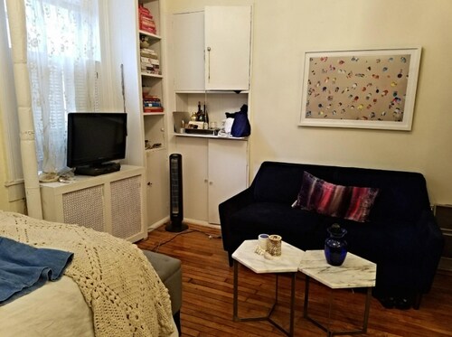 Foto del edificio - 222 Waverly Pl