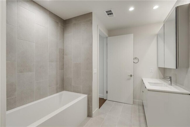 Foto del edificio - 44 East Ave