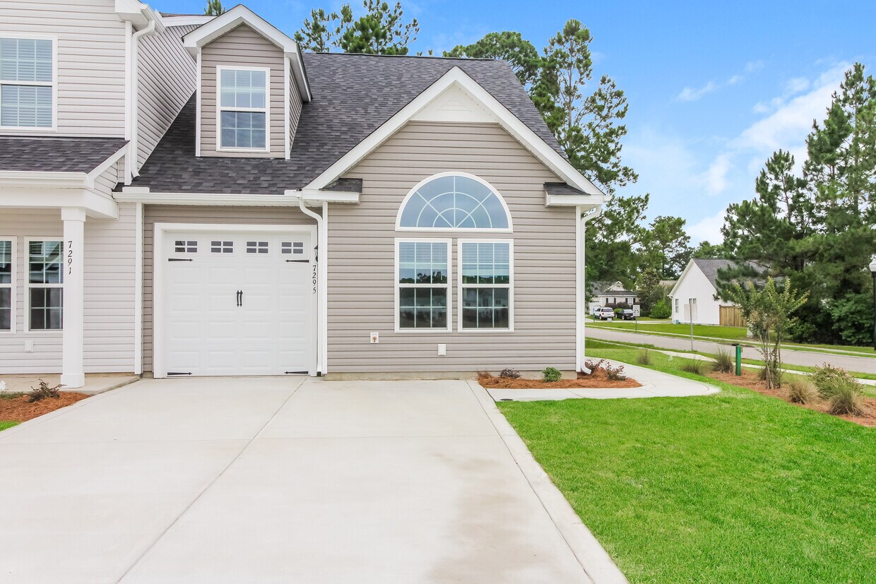 7295 Bellacroft Dr, Leland, NC House Rental in Leland, NC