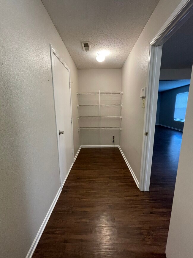 Building Photo - 8028 Cork Bend Ln