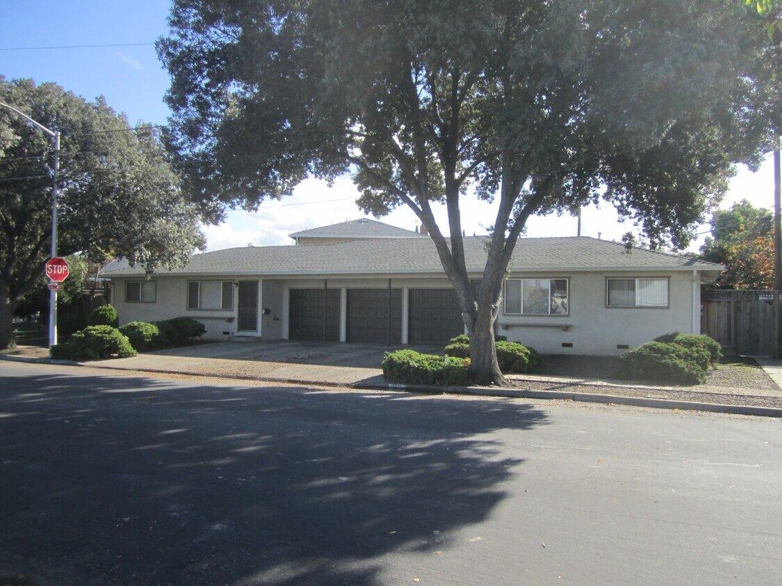 Foto principal - 1812-1816 Harrison St