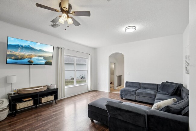 Foto del edificio - 3814 Day Bridge Pl