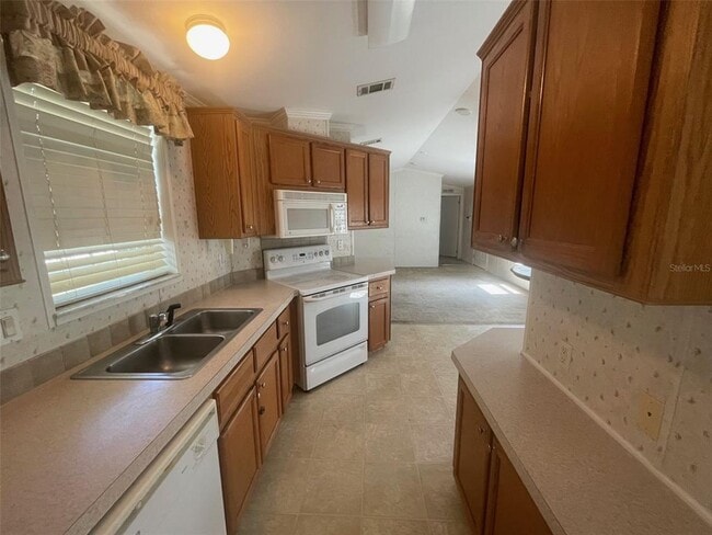 Building Photo - 12660 SE 78th Terrace