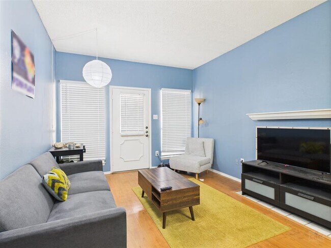 Foto del edificio - 806 W 24th St