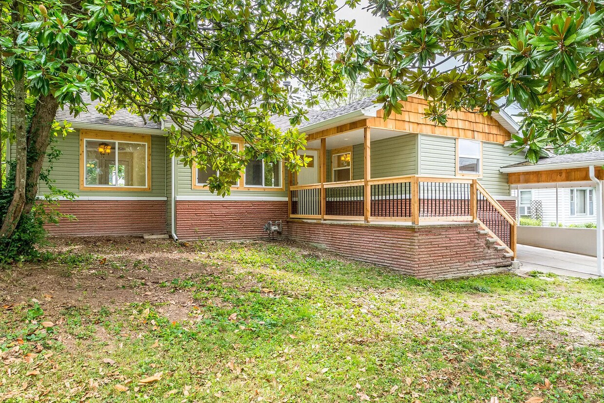 104 W Farmer St, Ozark, MO 65721 House Rental in Ozark, MO