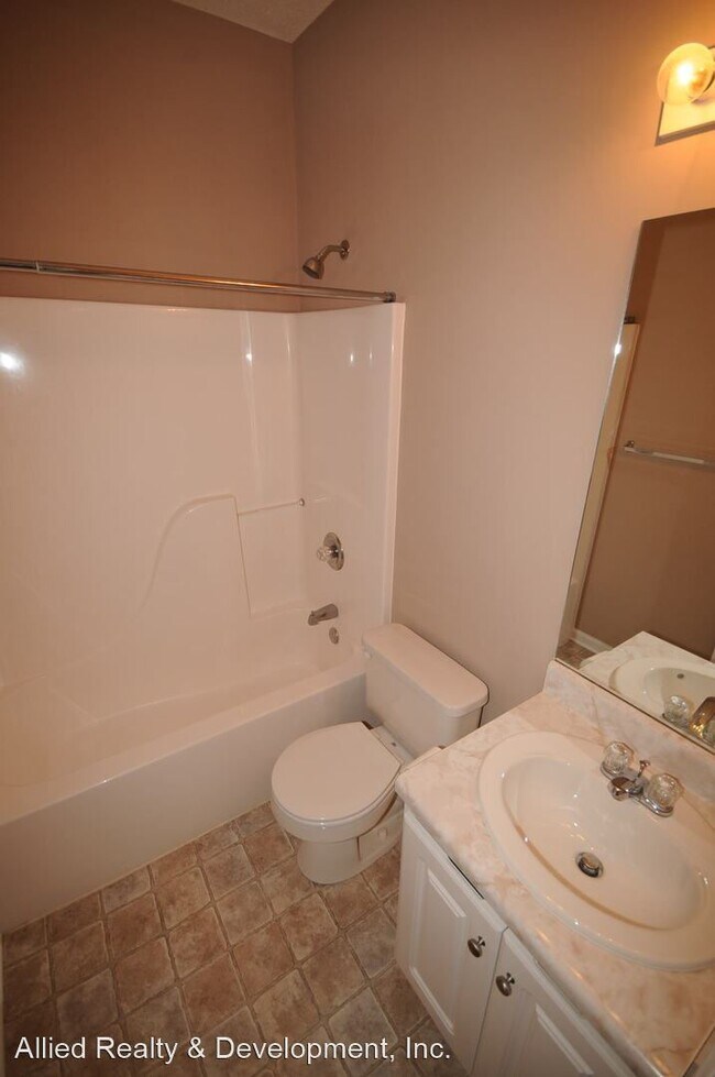 Foto del edificio - 2 br, 2 bath House - 6442 Covington Villas...