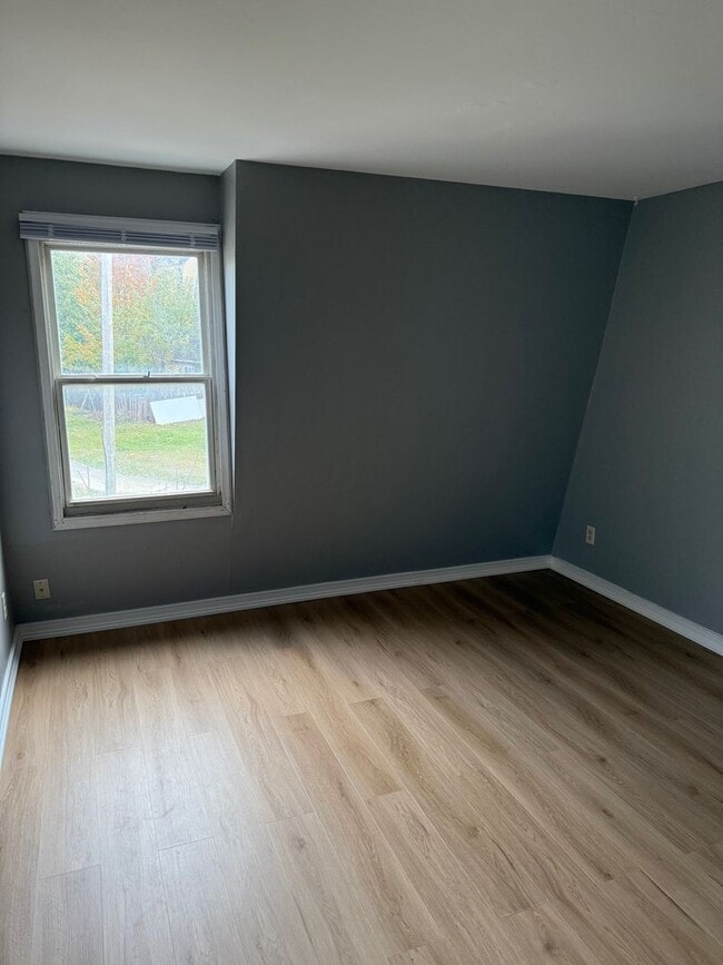 Building Photo - 3 Bed/1.5 Bath Condo for Rent!!