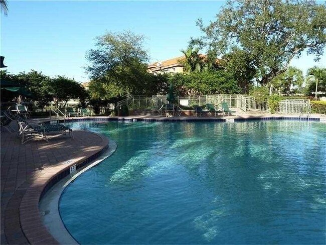 Foto del edificio - 4961 Windward Way