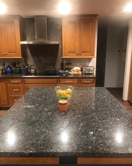 Building Photo - 5033 Vivienda Way