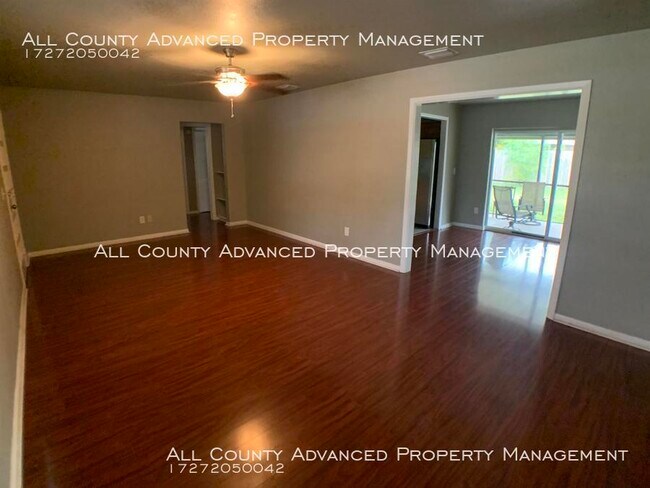 Building Photo - 1368 Lotus Dr S