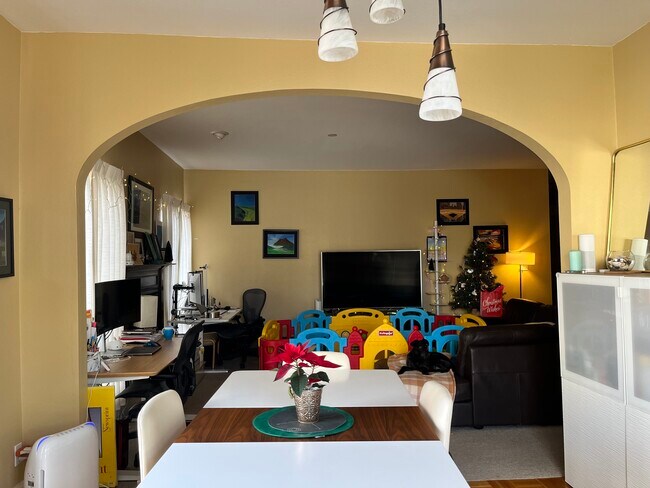 Living room - 217 8th Ave