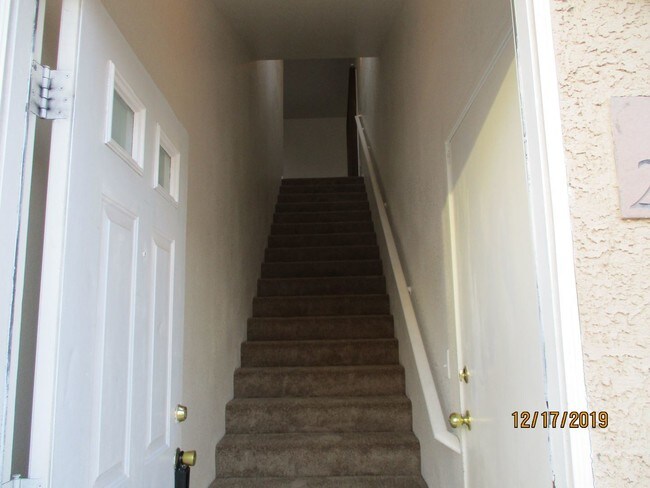 Building Photo - 2 br, 2 bath House - 3609 GALATEA ST #202
