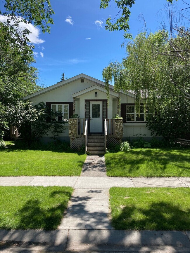 Photo du bâtiment - 0 Bed 0 Bath Unit in Olds, AB
