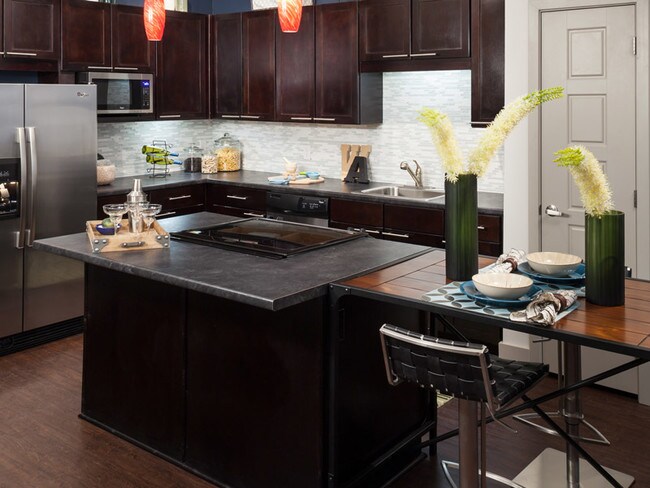 Bellrock Arts Apartments Dallas, TX