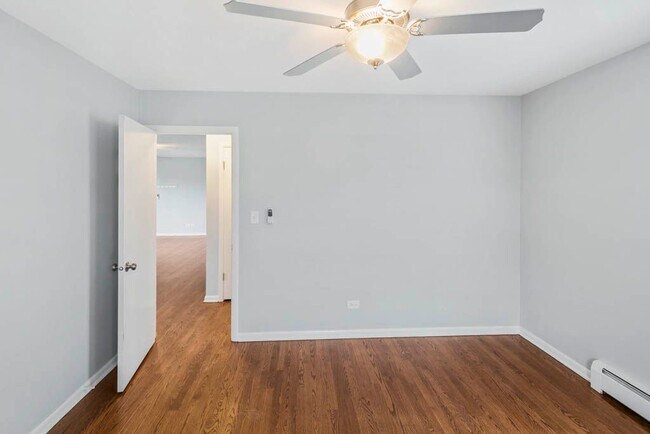 Building Photo - 119 W Rockland Rd