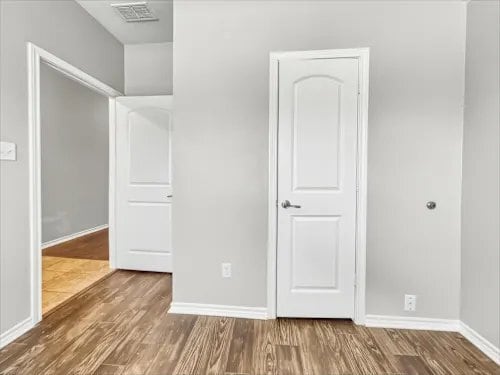 Building Photo - 413 Windridge Dr