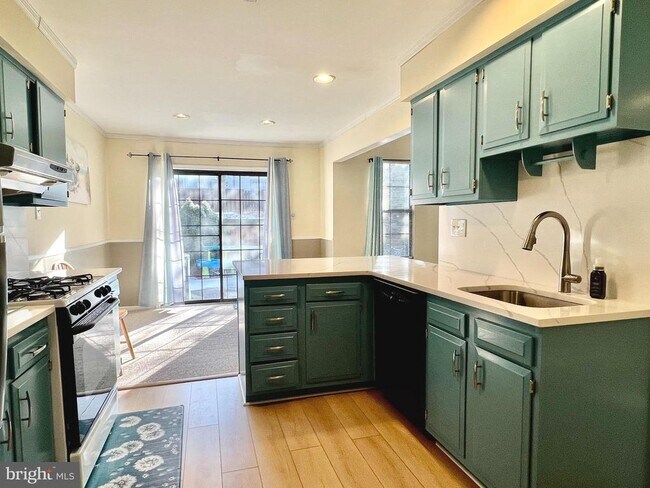 Foto del edificio - 5 Emily Ct