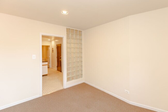 Foto del edificio - See Our Video Included Below! Wicker Park ...