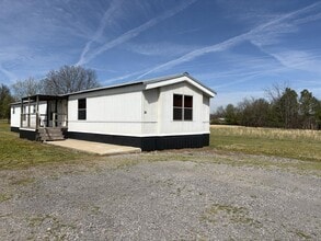 Building Photo - 17822 S Bryant Rd