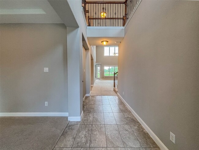 Building Photo - 25639 Kearsley Dr