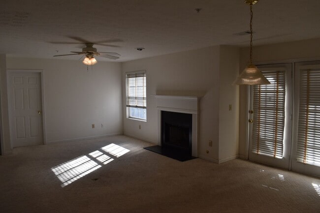 Photo - Brookhaven Condo For Lease