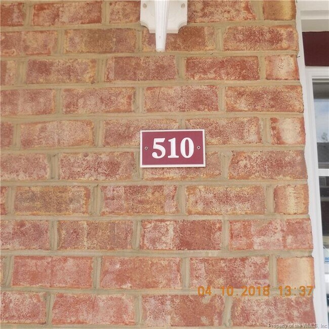 Building Photo - 510 Heatherwood Loop