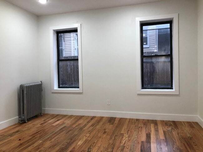 Building Photo - 639 Bergen Ave