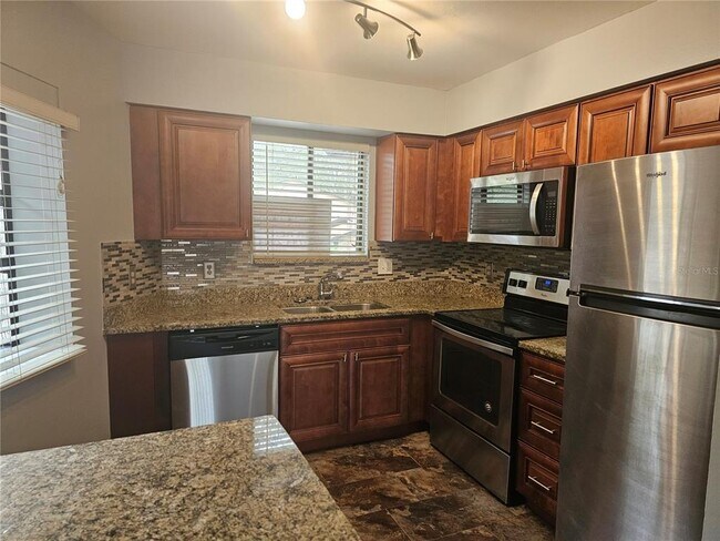 Building Photo - 1764 Foxhall Cir