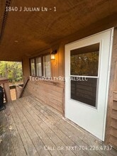 Building Photo - 1840 J Julian Ln