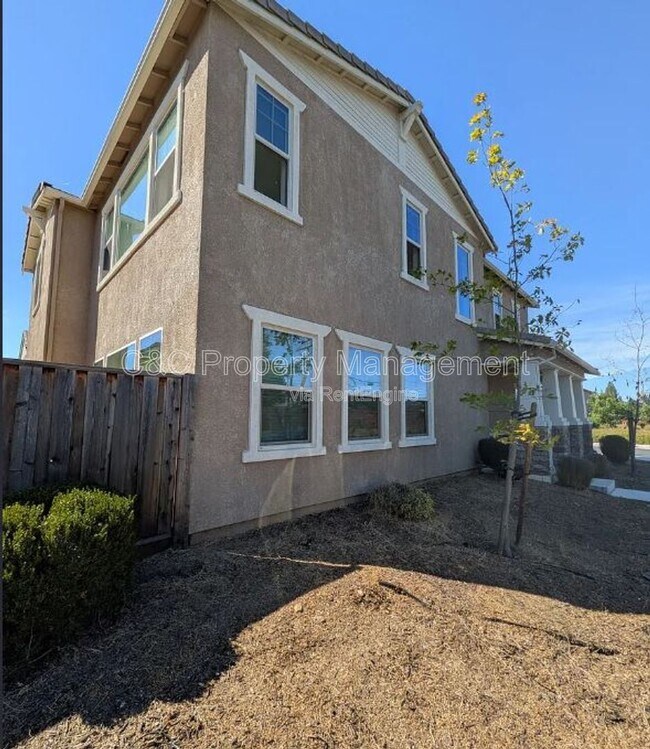 Foto del edificio - 714 Sullivan Wy