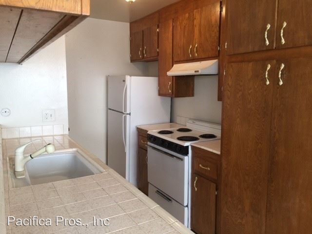 Building Photo - 5134 Rhode Island Dr
