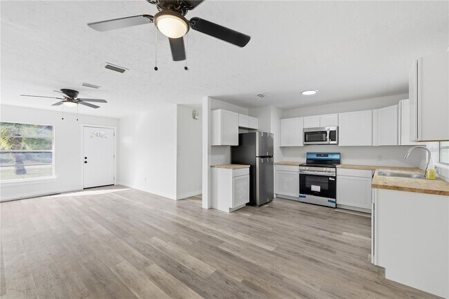 Foto del edificio - 3717 SW Idlewild St