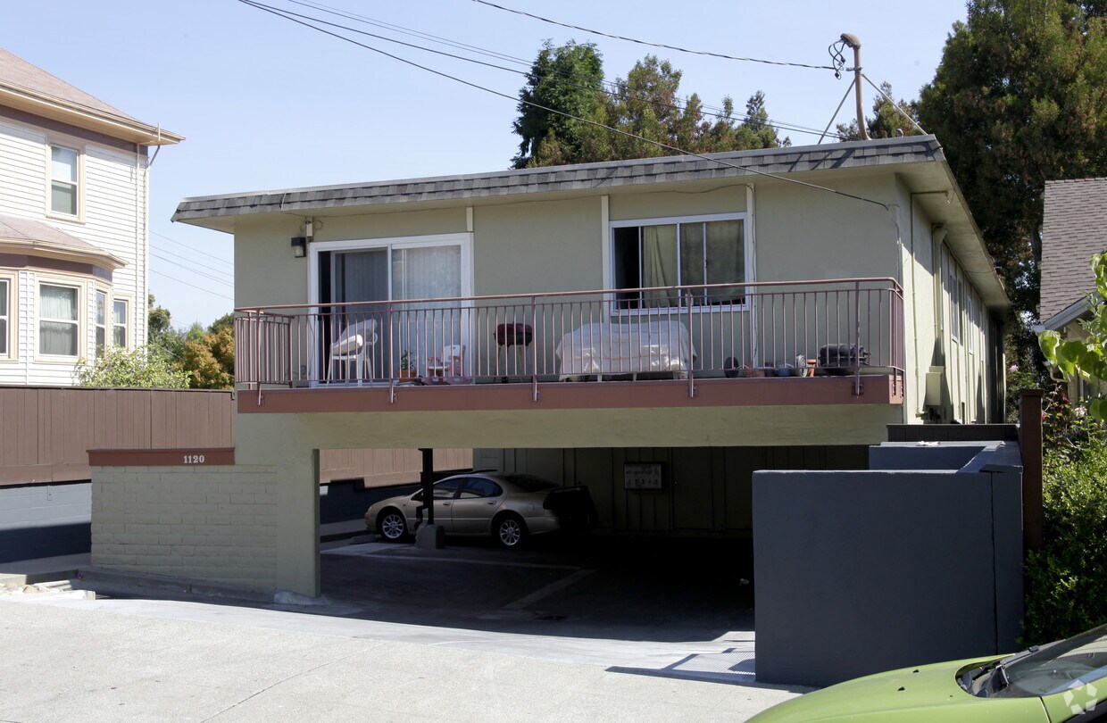 Primary Photo - 1120 Bella Vista Ave