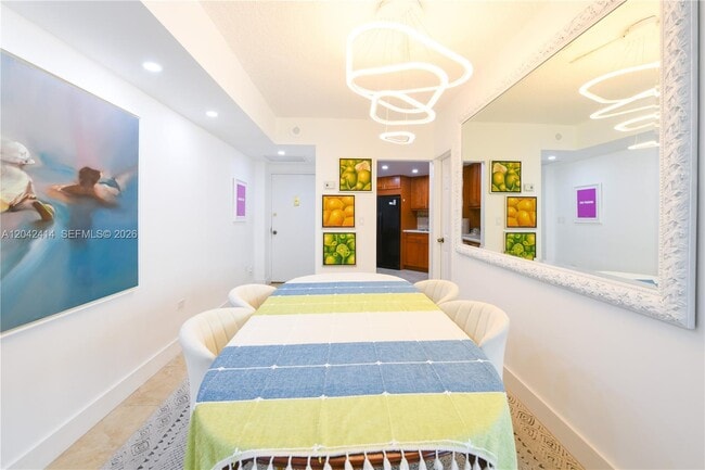 Building Photo - 801 Brickell Bay Dr