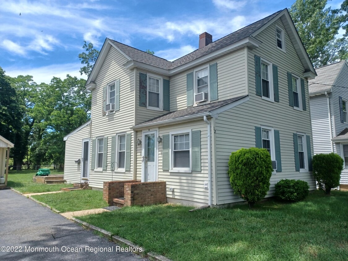 12 Brown Pl, Elberon Park, NJ 07755 House Rental in Elberon Park, NJ