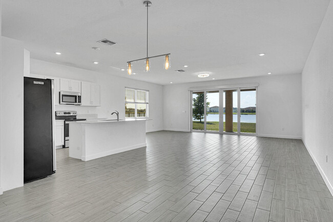 Foto del edificio - 13096 NW Copper Creek Dr