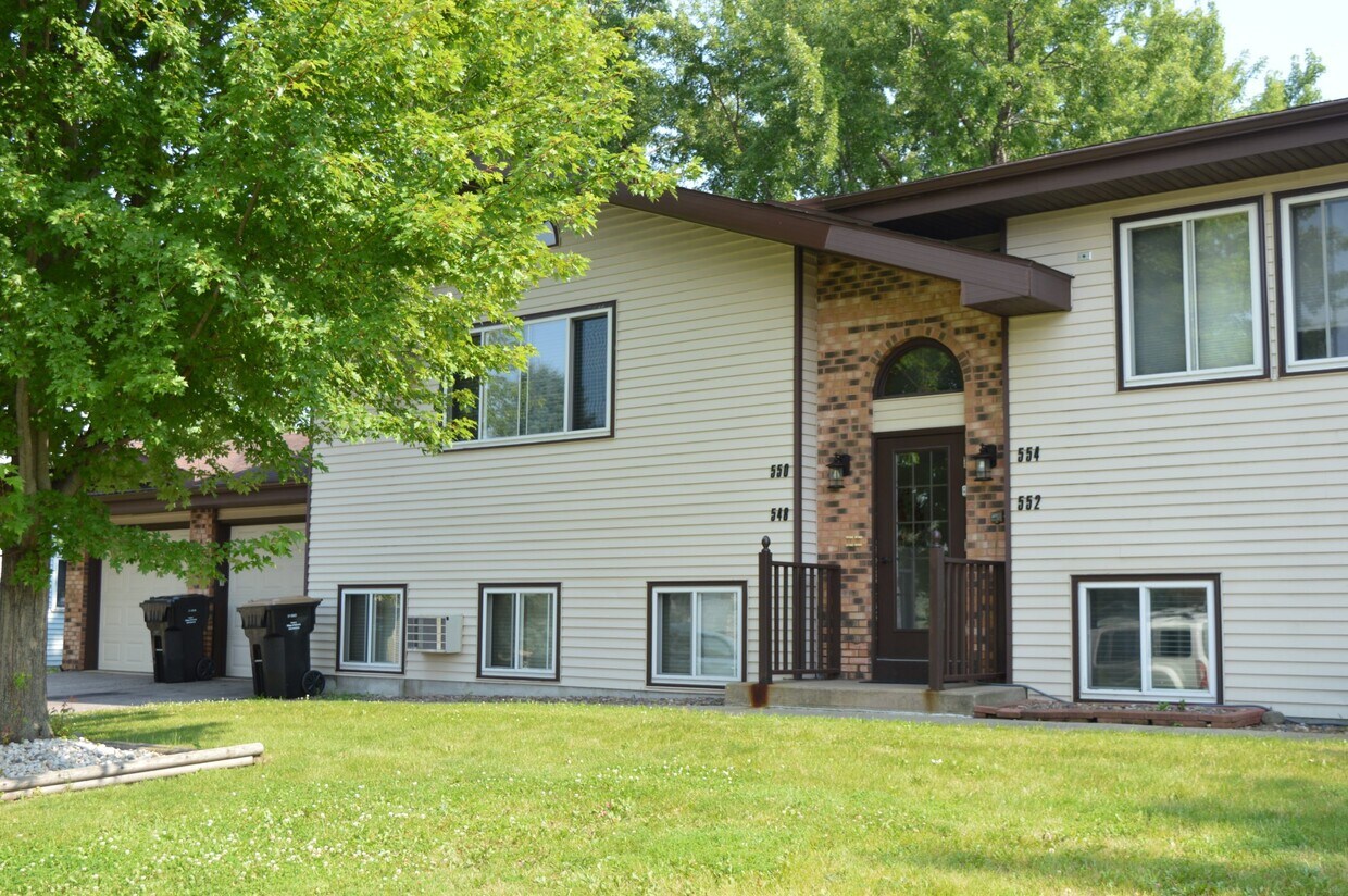 550 Seminole Way Unit 550, Deforest, WI 53532 Apartments in Deforest