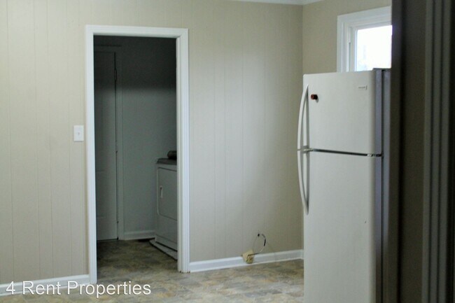 Building Photo - 3 br, 1 bath House - 301 Destin Drive