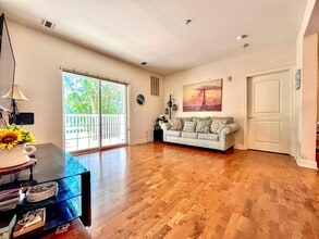 Building Photo - 2113 Windsor Park Ct