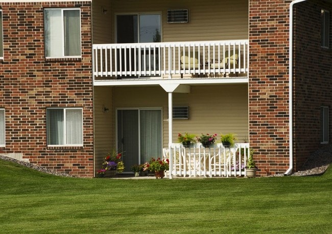 Foto del edificio - 2 bedroom 2 bath available July 1st